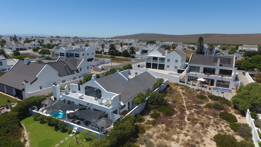 5 Bedroom Property for Sale in Golden Mile Western Cape